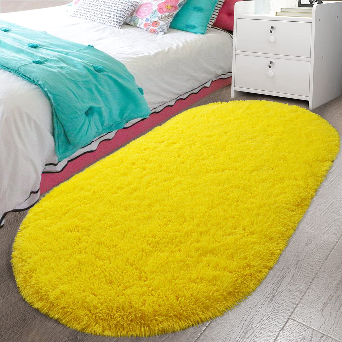 LOCHAS Bedroom Rug 2.6' x 5.3', Grey Fluffy Shaggy Area Rug for Kids Room