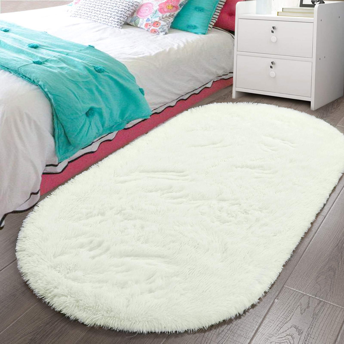 LOCHAS Bedroom Rug 2.6' x 5.3', Grey Fluffy Shaggy Area Rug for Kids Room