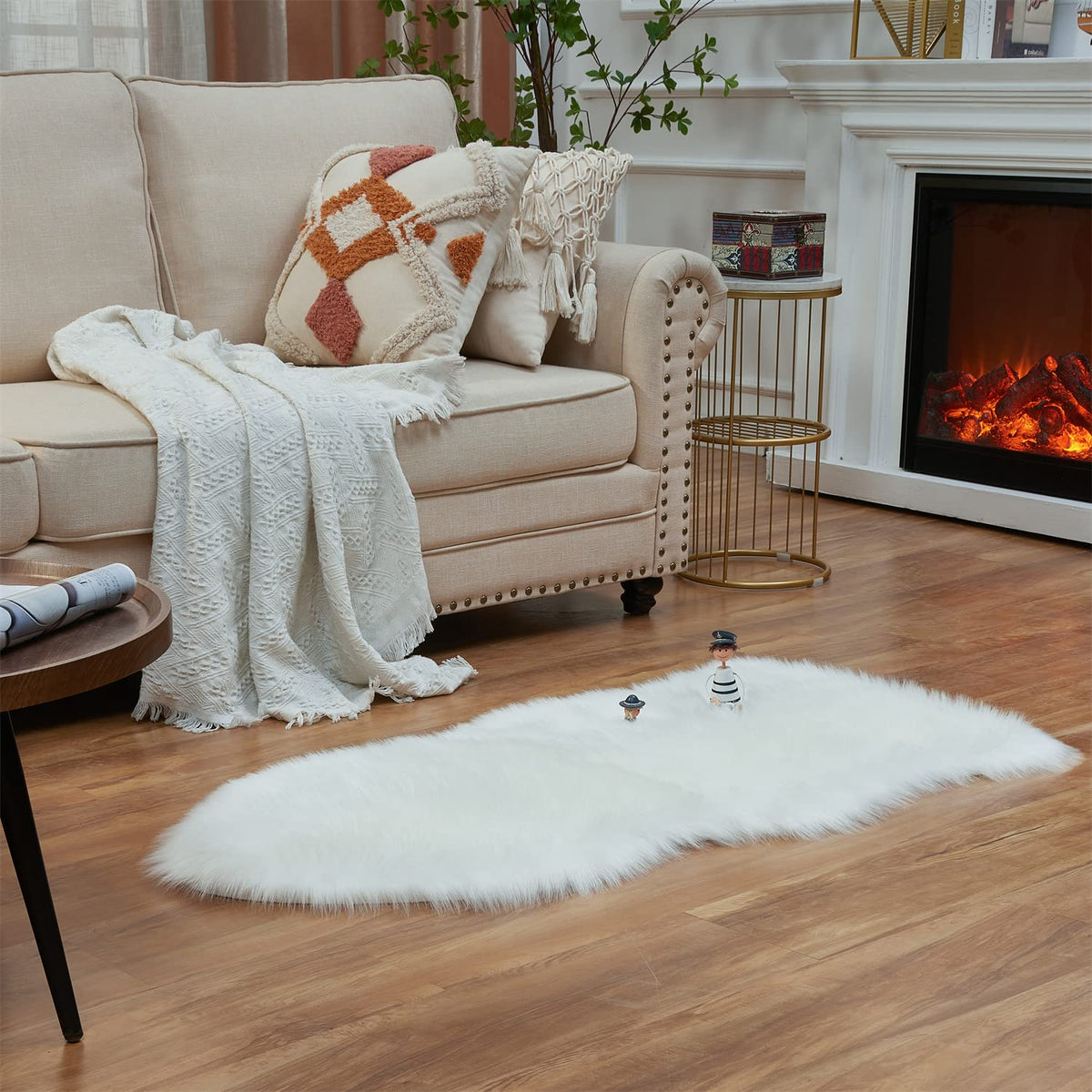 EasyJoy Ultra Soft Fluffy/Fuzzy Shaggy Area Rug Faux Fur Chair Cover Seat Pad for Bedroom Floor Sofa Living Room (2 x 6 ft Sheepskin, Beige)
