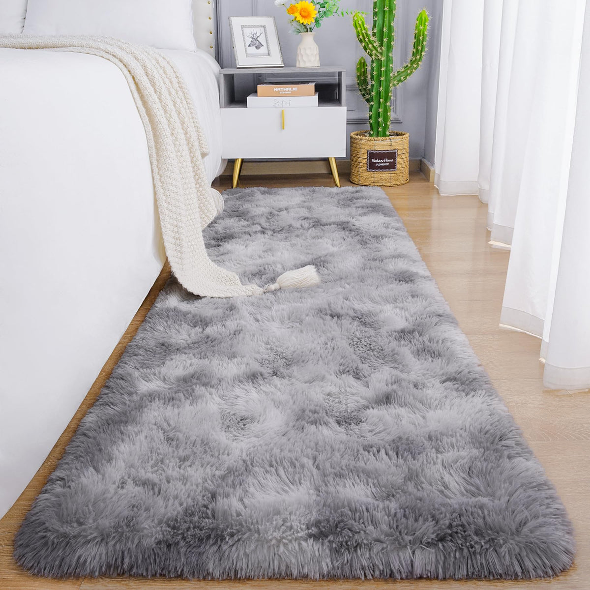 Chicrug Soft Runner Rug for Bedroom Living Room Plush Fluffy Rugs 2x6