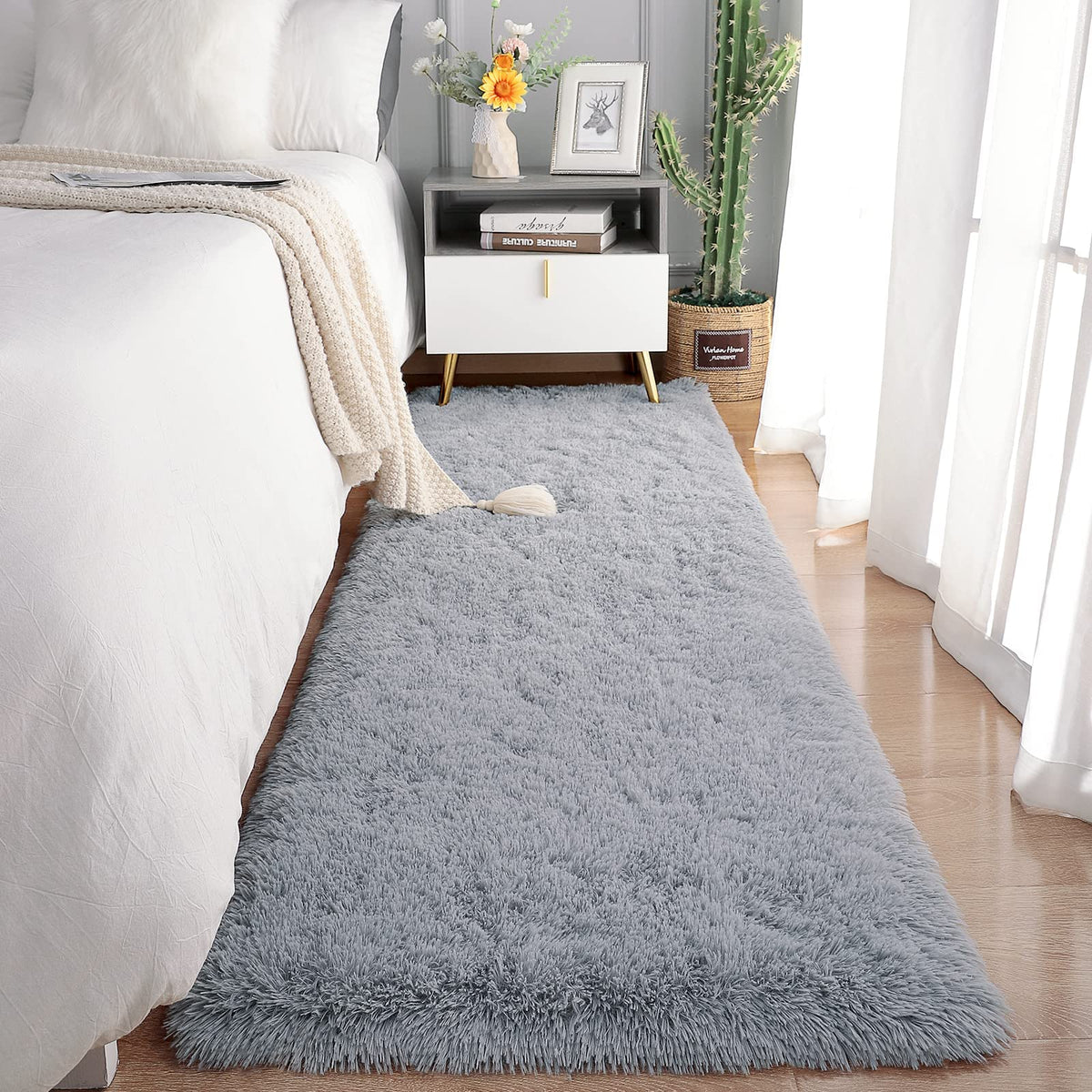 Chicrug Soft Runner Rug for Bedroom Living Room Plush Fluffy Rugs 2x6
