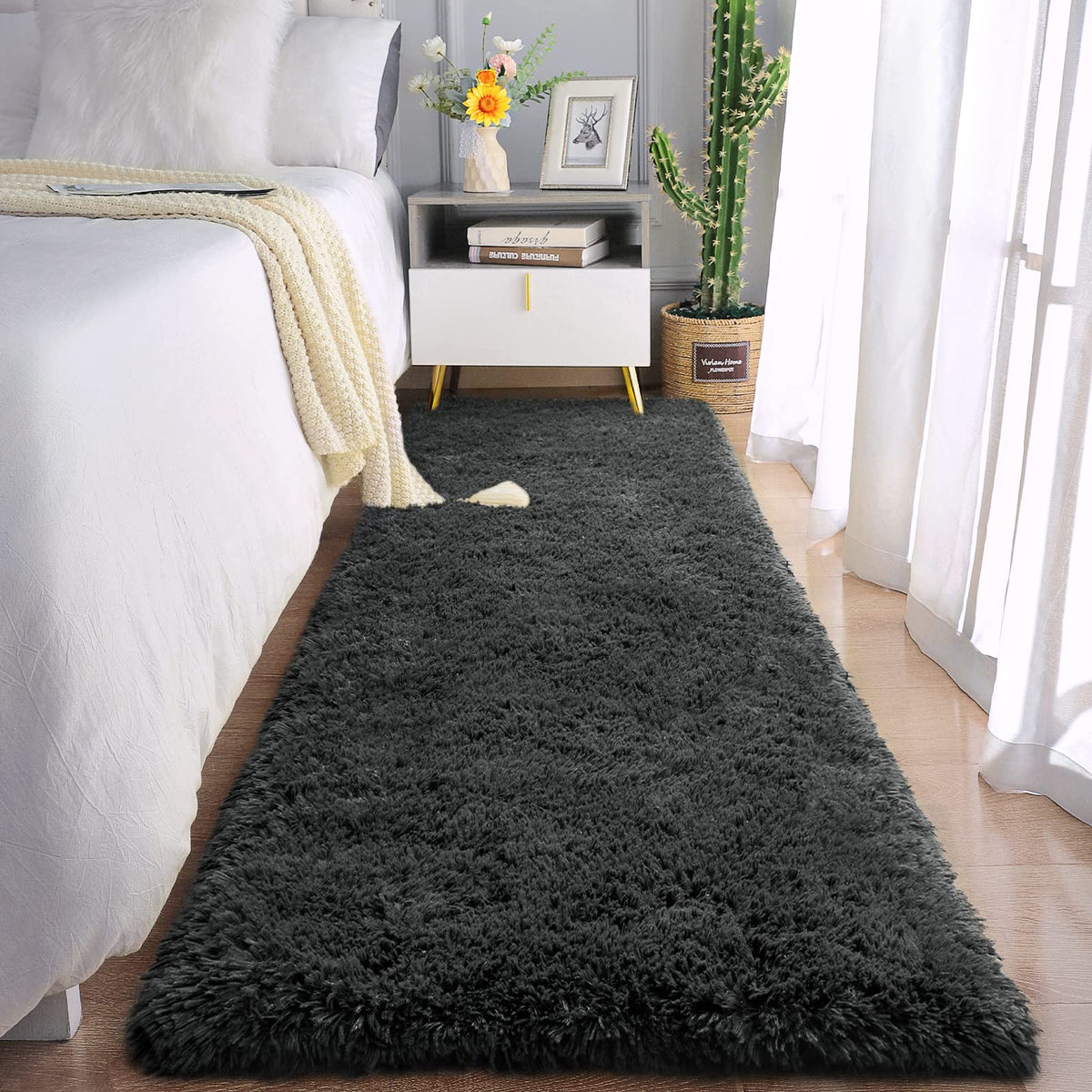 Chicrug Soft Runner Rug for Bedroom Living Room Plush Fluffy Rugs 2x6