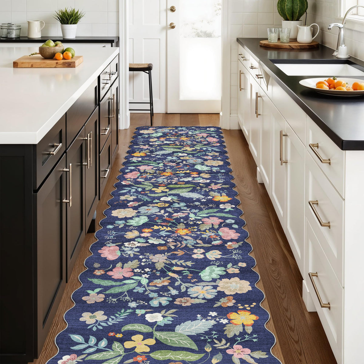 2x6 Hallway Washable Runner Rug : Vintage Soft Kitchen Laundry Runner with Non Slip Backing Farmhouse Entryway Living Room Floor Mat Stain Resistant Carpet for Bedroom Bathroom Distressed Beside Rug