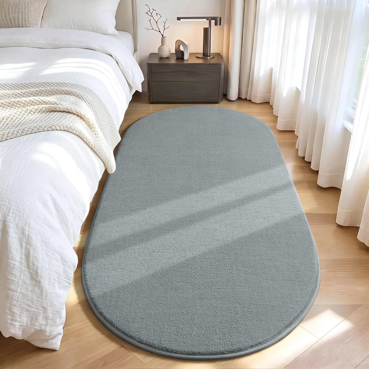 LOCHAS Soft Oval Bedroom Rug 2.6x5.3, Small Washable Grey Rugs for Bedroom