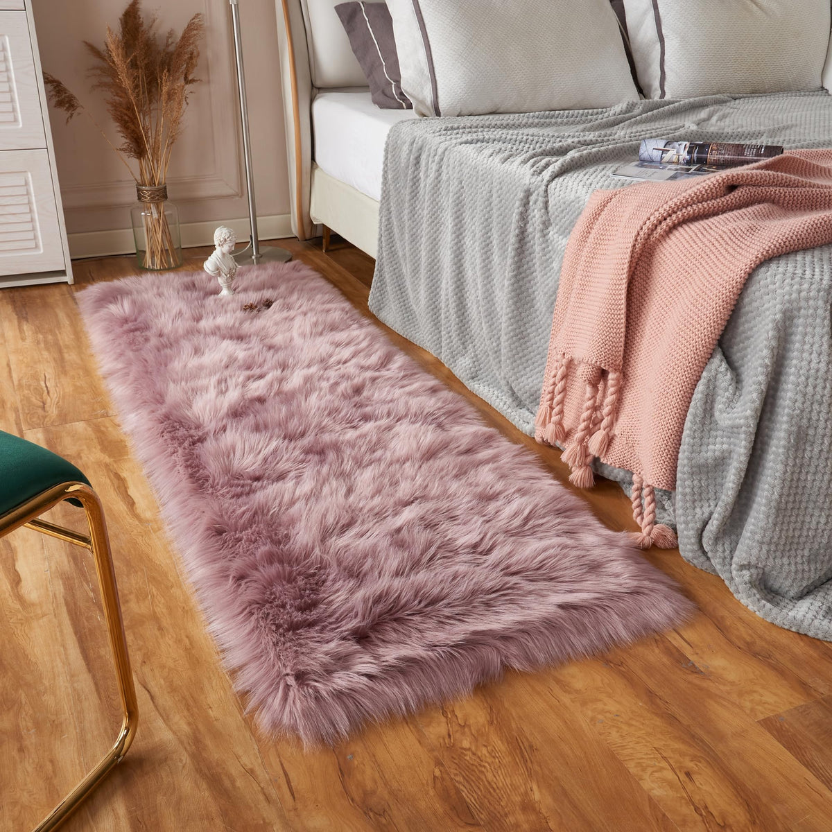 EasyJoy Ultra Soft Fluffy/Fuzzy Shaggy Area Rug Faux Fur Chair Cover Seat Pad for Bedroom Floor Sofa Living Room (2 x 6 ft Sheepskin, Beige)